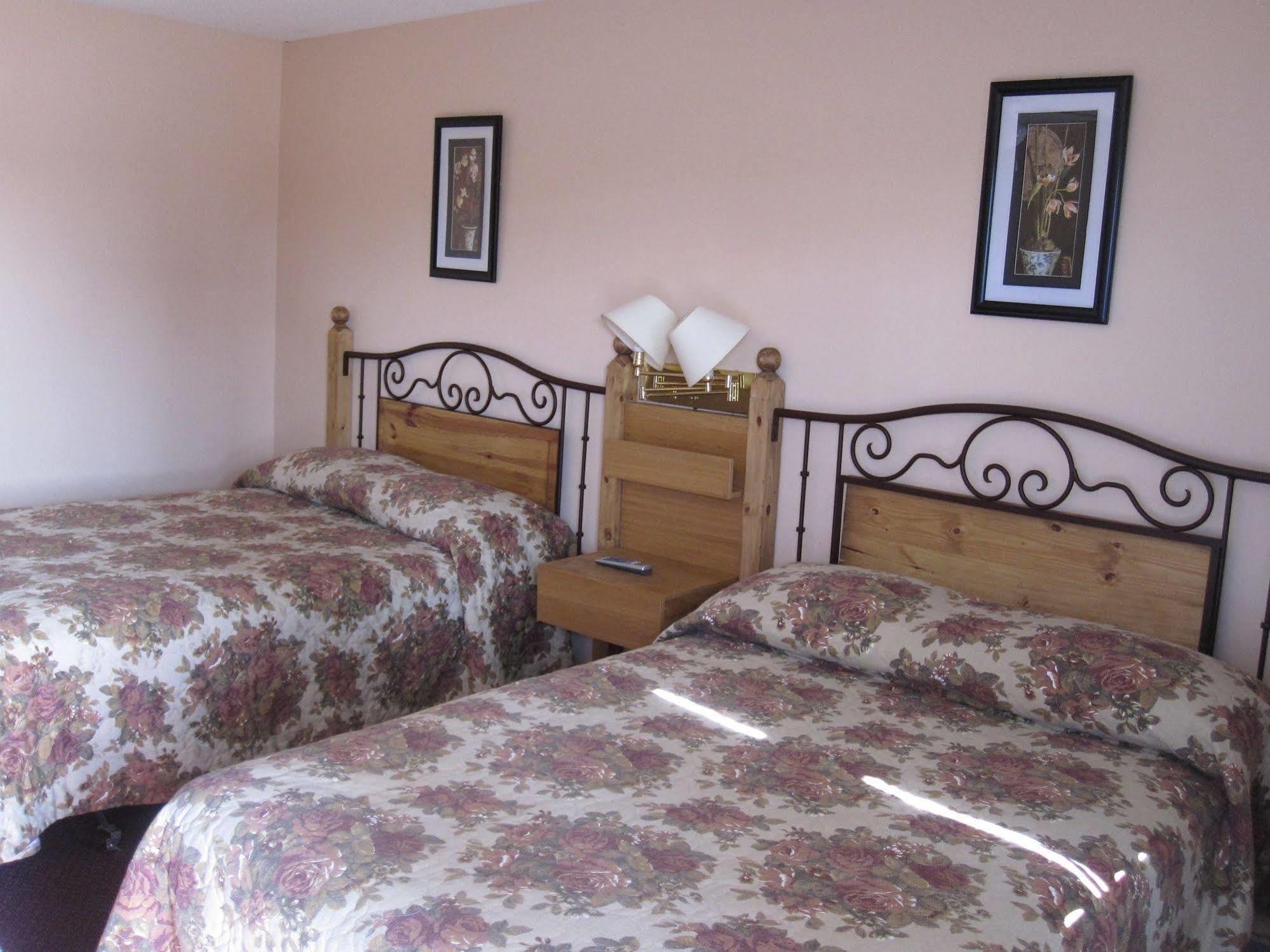 Aries Motel Edson Bagian luar foto